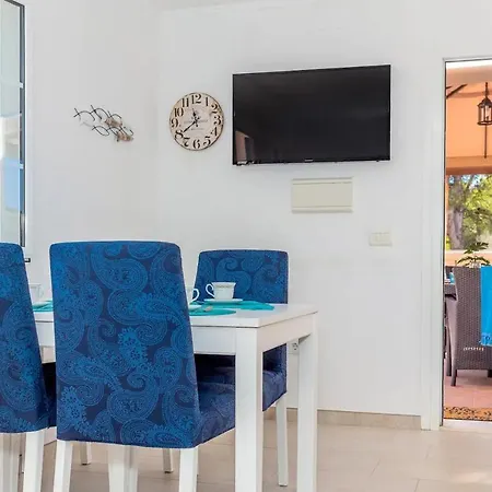 Casa Julia B8 Bon Repos, Piscine Et A Pieds!